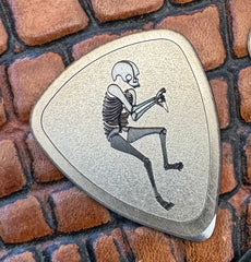 Sneakreaper Ti Guitar Pick